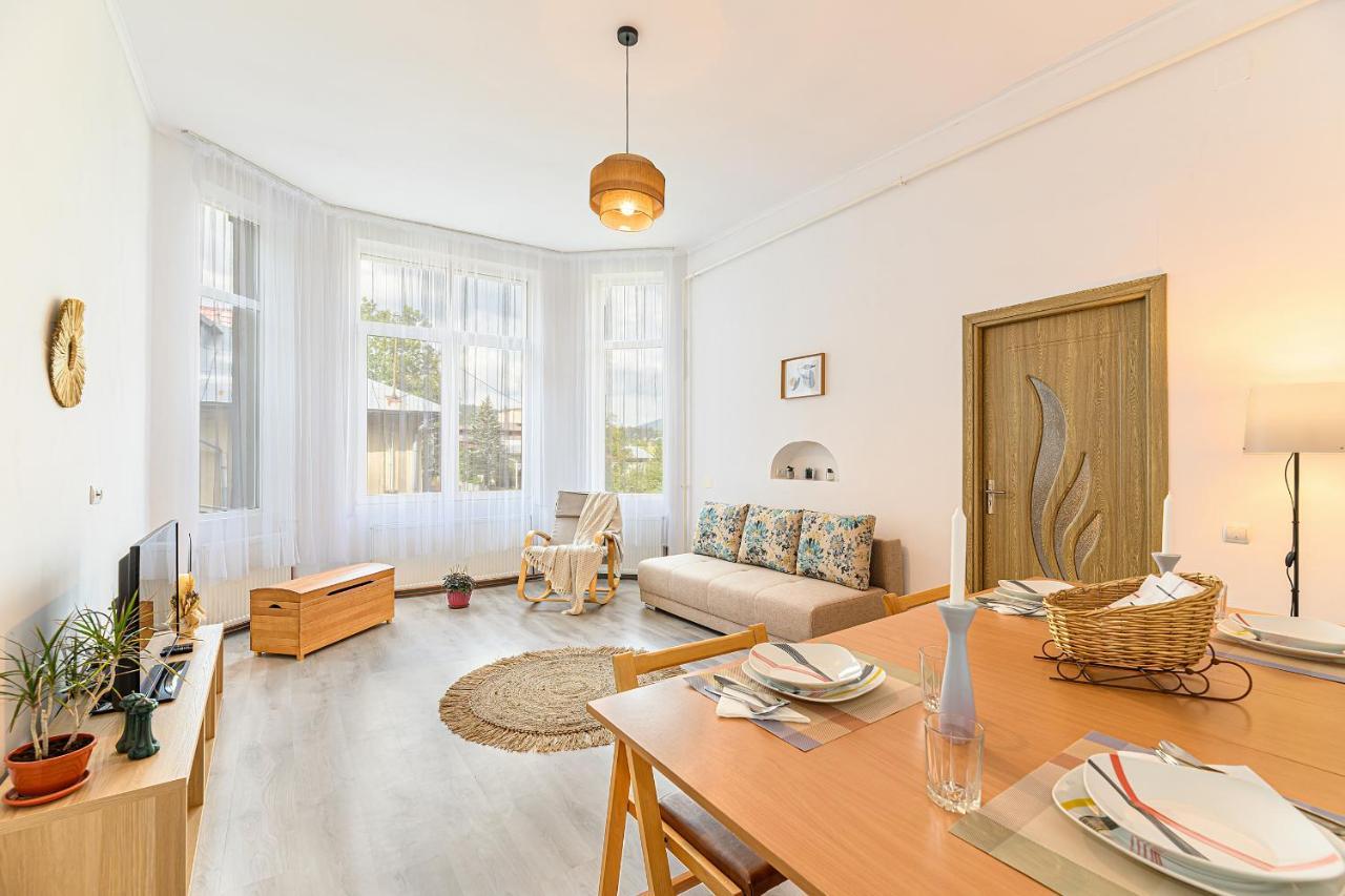 سِنايا Mountain Oasis Apartment المظهر الخارجي الصورة